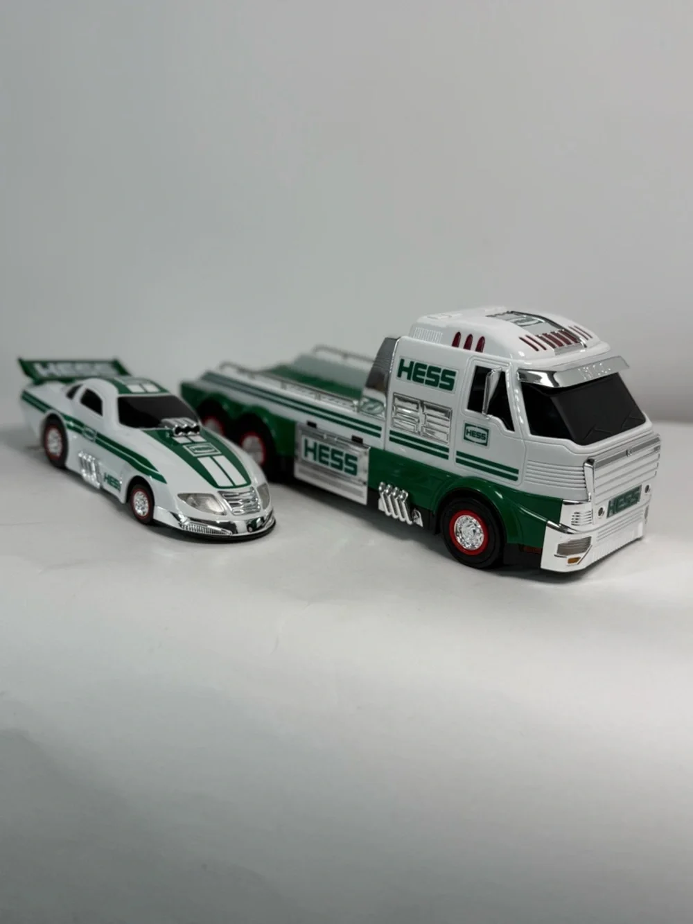 Hess Toy Truck & Dragster Wheelie Popping LED Lights Race Sounds 2016 NIB